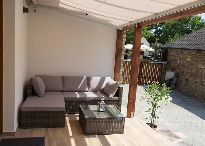 Nyaraló Piros Tihany