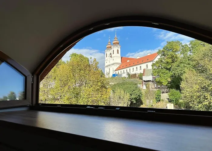 Piros Vendeghaz Case de vacanță